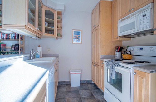 Ketchum Condo | SV112 - Walk to Lifts & Town - Hot Tub & Pool