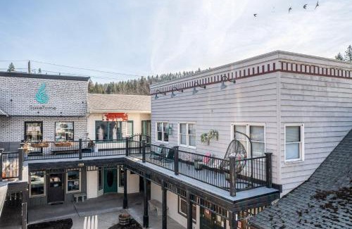 Bigfork Apartment | The Electric Bungalow