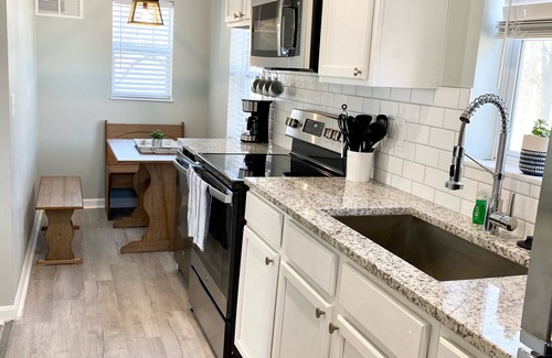 Russells Point House | The Perfect Indian Lake Cozy Cottage Getaway