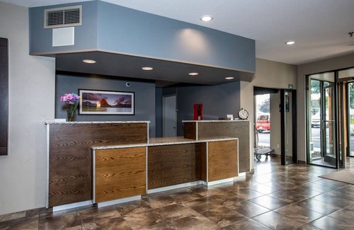 Whitefish Hotel | The Pine Lodge on Whitefish River, Ascend Hotel Collection
