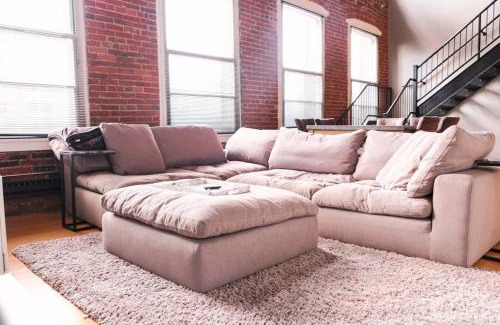 Wholesale District Apartment | The Top Floor Penthouse 4 BR 3 Bath 2 000 Sq Ft