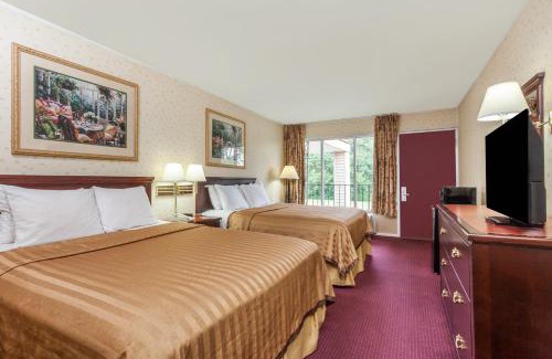 Seymour Hotel | Travelodge by Wyndham Seymour