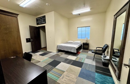 Hurricane Hostel | Utah Prep Basecamp