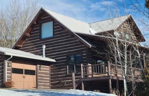 Virginia City Cabin | Virginia City Mountain Splendor!