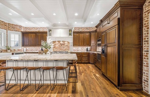 Rexburg House | Welcome to Golden Leaf Lodge - Sleeps 20