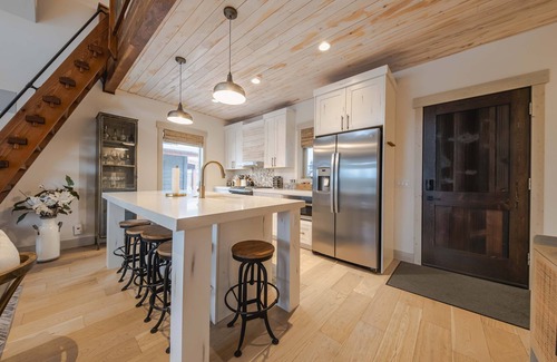 Eureka House | Wilderness Club Golfer's Cottage w/Hot Tub!