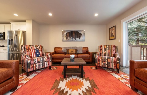 Teton Village House | Wind River 6: Beautifully Renovated Townhome - Walk to Lift
