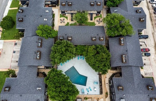 Central Arlington Apartment | 0.2mi/0.3km to Dallas Stadium 2BR +FREE Parking