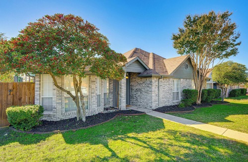 Frisco House | 1/2 Mi to Frisco Commons! Family Getaway w/Patio