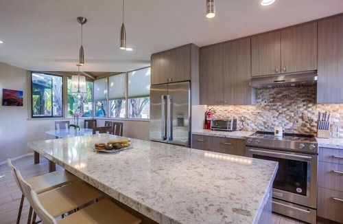 Del Mar House | 1.5 Blocks From The Beach: The High Tide in Del Mar