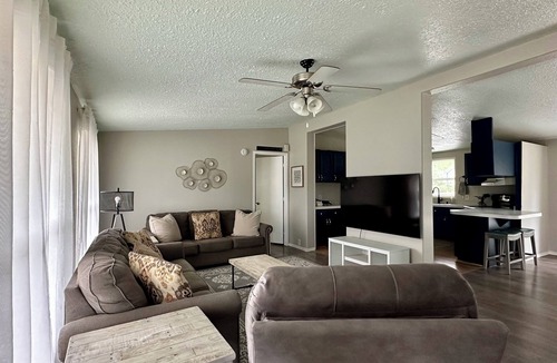 Northwest Boise City House | 1 Acre Hidden Gem in Town