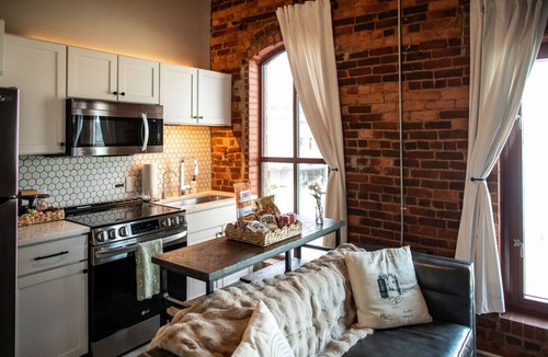 Jonesville Apartment | 1 Bedroom Suite Downtown Elkin Yadkin Valley