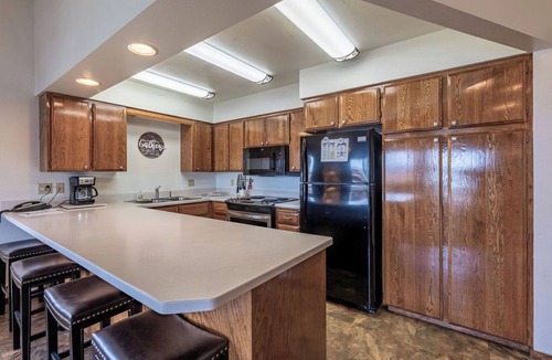 Hope Condo | 1 Bedroom with Mountain View
