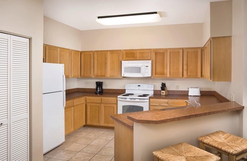 West Yellowstone Condo | 1 Block from West Yellowstone Entrance! 2 Bed/2 Bath Condo ~Pool~Hot Tub~Gym