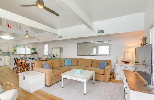 Pirates Beach House | 1 Block to Beach Family Retreat in Galveston!
