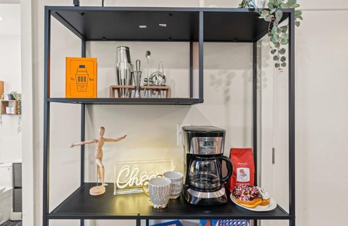 Passyunk Square Apartment | 1 BR Passyunk Ave Stunner- Perfect Location