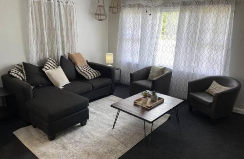 Lexington Villa | 1 king/2queen bd home next to big park