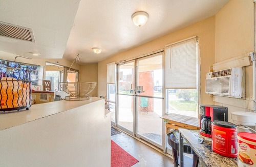 Chickasha Apartment | 1 King Bed & 1 Full Bed