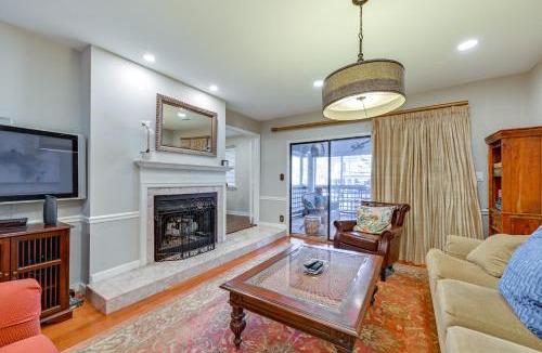 Dilworth House | 1 Mi to BOA Stadium! Walkable Condo w/Porch