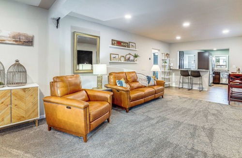 Casper House | 1 Mi to Dtwn Casper: Homey Getaway w/Yard!