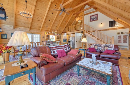 Mount Gilead Cabin | 1 Mi to Lake Tillery: Outdoor Retreat w/Hot Tub!