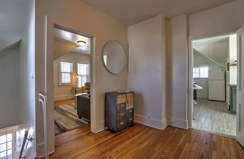 Sheridan Apartment | 1 minute to historic downtown, bring your pet!
