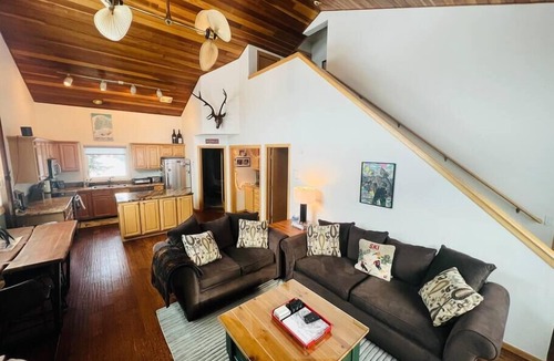Big Horn Condo | 100 Steps Away, Ski in Ski Out Condo