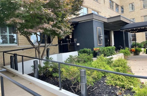 Bartlesville Apartment | 101 · Modern Charm #101 - Hotel Phillips