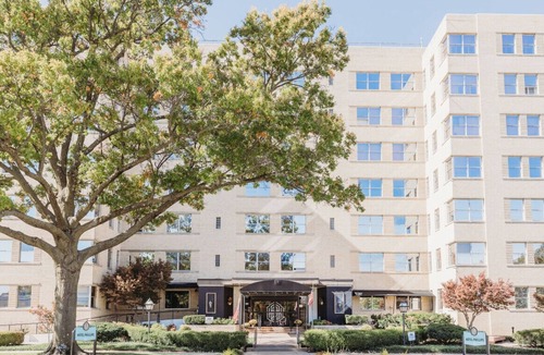 Bartlesville Apartment | 101 · Modern Charm #101 - Hotel Phillips