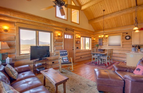 Livingston House | 102 m² House ∙ 1 bedroom ∙ 5 guests