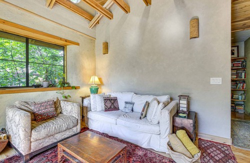 Southgate House | 102 m² House ∙ 2 bedrooms ∙ 4 guests