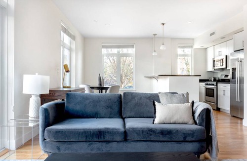 Somerville Apartment | 107 m² Apartment ∙ 2 bedrooms ∙ 4 guests