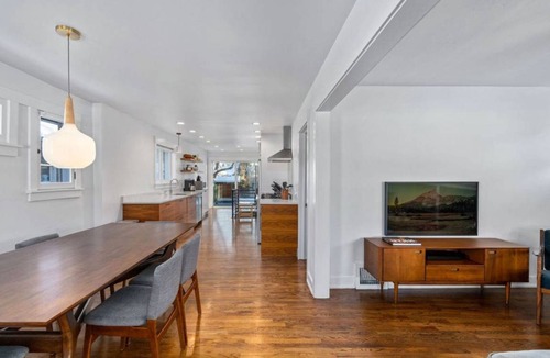 East Central House | 107 m² House ∙ 4 bedrooms ∙ 6 guests