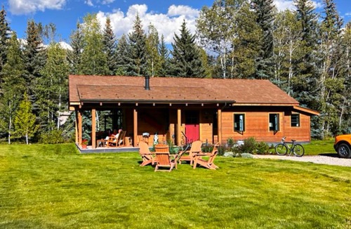 Sun Valley House | 109 m² House ∙ 2 bedrooms ∙ 6 guests