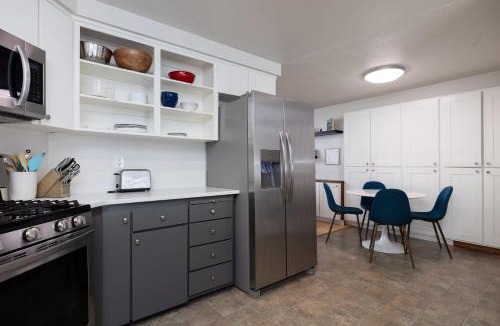Orchard District House | 10min to Downtown Bend - Chic 2BDR