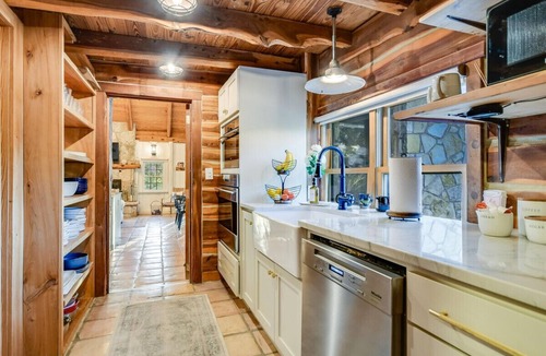 Wimberley House | 11 acre Ranch House w/incredible views! Sleeps 16