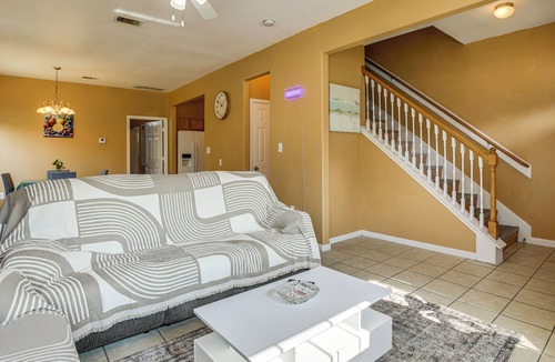 Northeast Houston House | 11 Mi to Dtwn Houston: Pet-Friendly Home w/Yard!