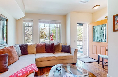 Hailey House | 118 m² House ∙ 2 bedrooms ∙ 8 guests