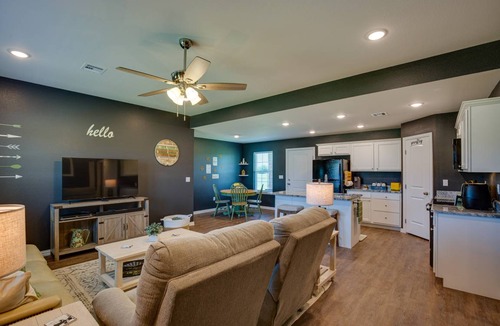 Madill House | 119 m² House ∙ 3 bedrooms ∙ 7 guests