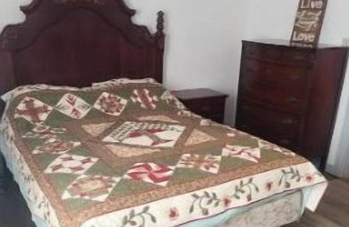 Port Matilda Apartment | 12 minutes to PSU - 1st Floor Apartment