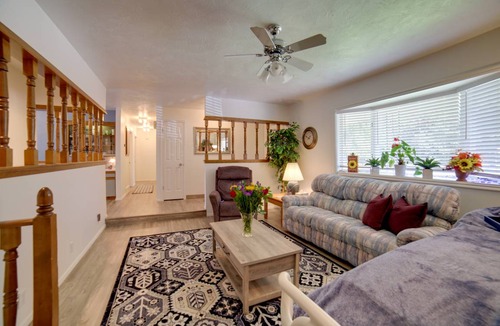 Idaho Falls House | 120 m² House ∙ 4 bedrooms ∙ 4 guests