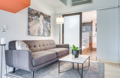 Downtown Cleveland Apartment | 125 m² Apartment ∙ 2 bedrooms ∙ 4 guests