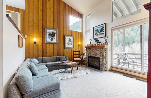 Ketchum Condo | 127 m² Condo ∙ 3 bedrooms ∙ 6 guests