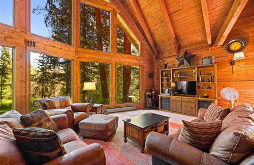 McCall House | 129 m² House ∙ 2 bedrooms ∙ 8 guests