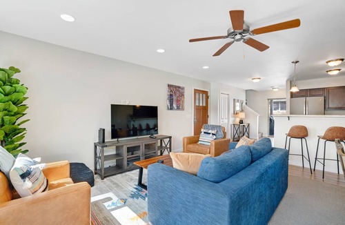 Big Sky Meadow Village Condo | 130 m² Condo ∙ 3 bedrooms ∙ 9 guests