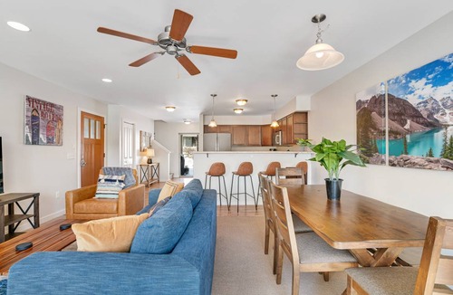 Big Sky Meadow Village Condo | 130 m² Condo ∙ 3 bedrooms ∙ 9 guests