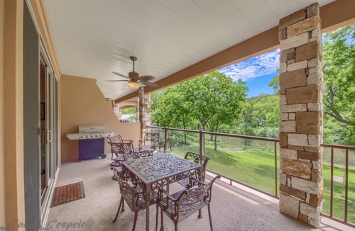 New Braunfels Condo | 131 m² Condo ∙ 3 bedrooms ∙ 6 guests