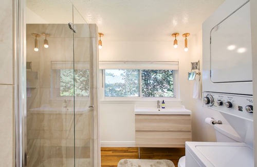 Veterans Park House | 131 m² House ∙ 2 bedrooms ∙ 4 guests