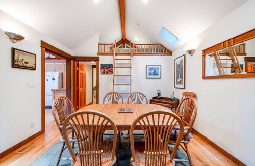 Bainbridge Island House | 133 m² House ∙ 4 guests