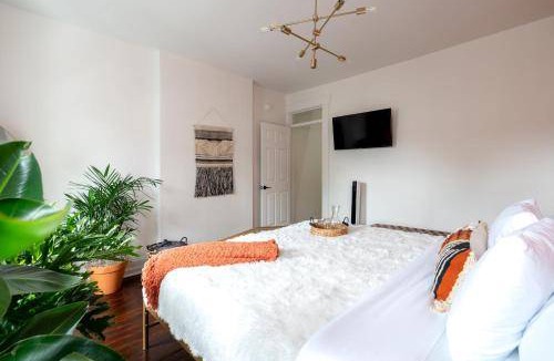 Italian Village House | 139 m² House ∙ 2 bedrooms ∙ 8 guests